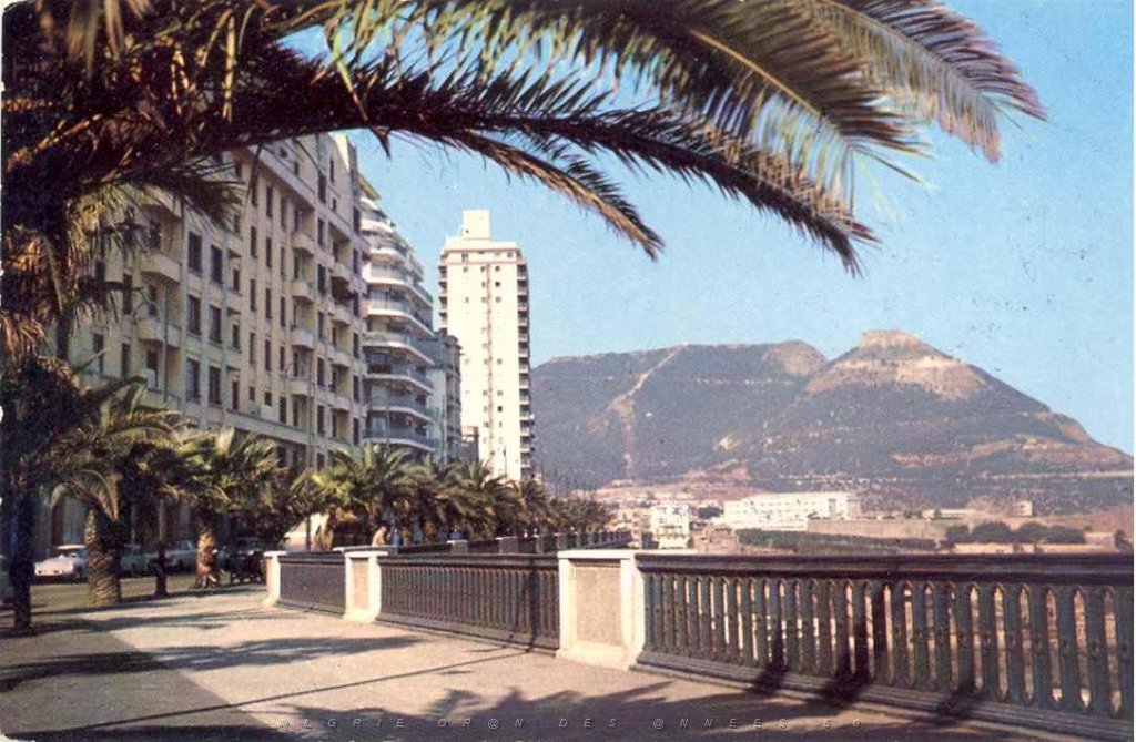 ORAN LE FRONT DE MER 2.JPG